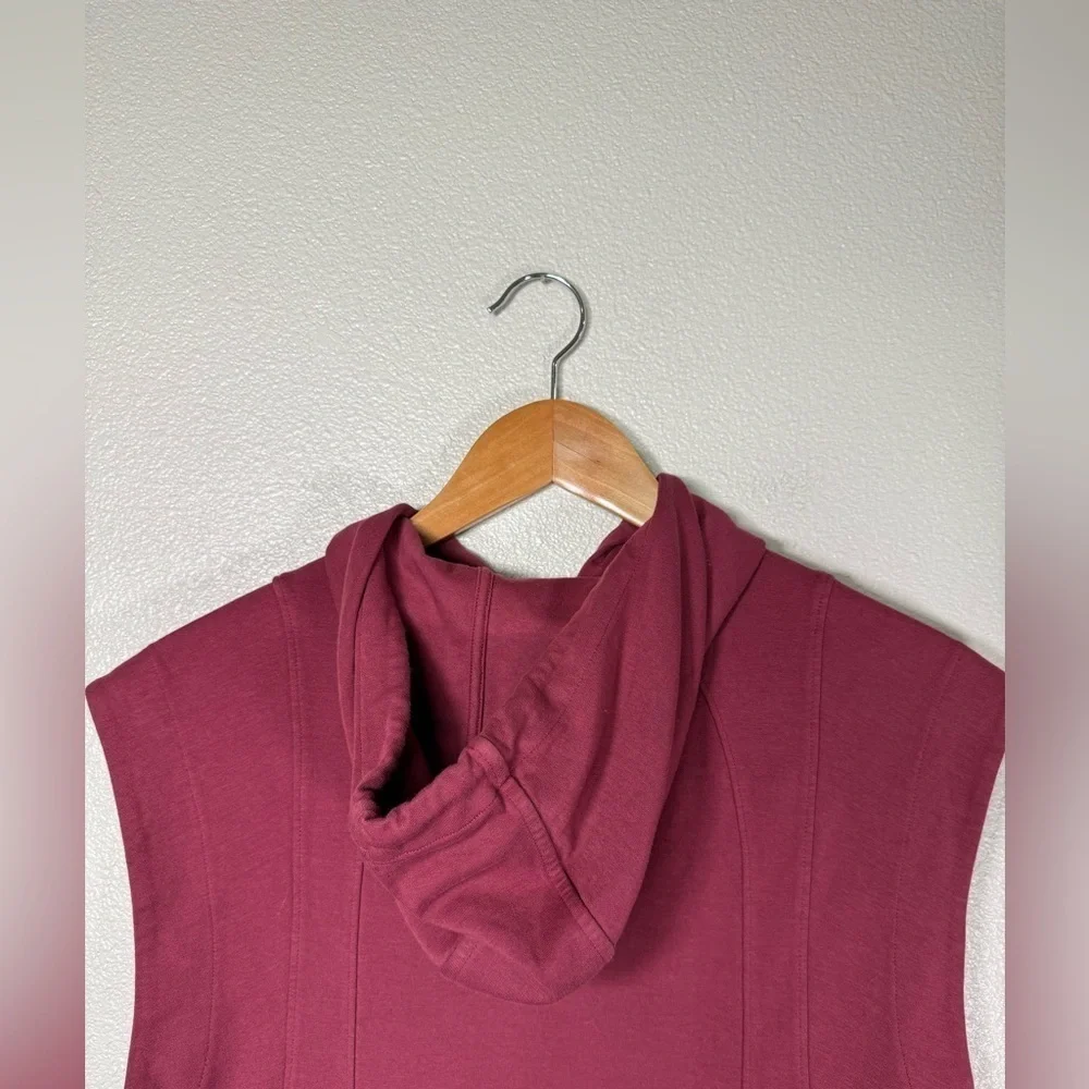 Athleta materials tag